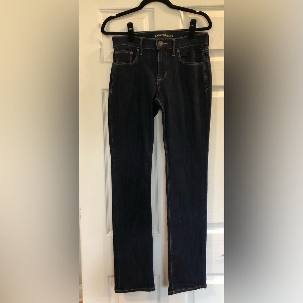 🌟🌟Express Straight Leg Dark Wash Jeans 🌟🌟